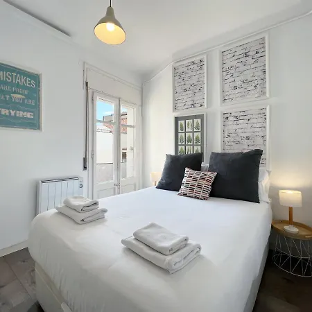 U-nique Legalitat Apartment Barcelona