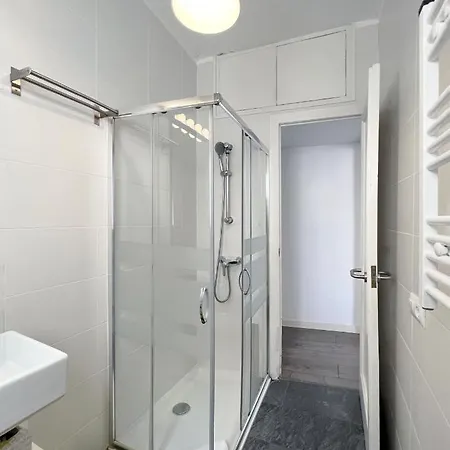 U-nique Legalitat Apartment *